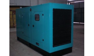 GRUPO GERADOR 81kva CARENADO